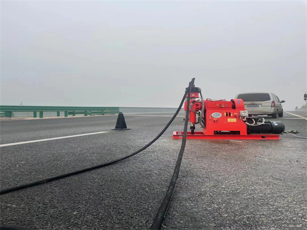 榆次马路路基路面开裂下沉注浆加固灌浆